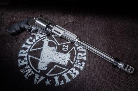 Revolver Smith & Wesson Performance Center Model 460 XVR 14"