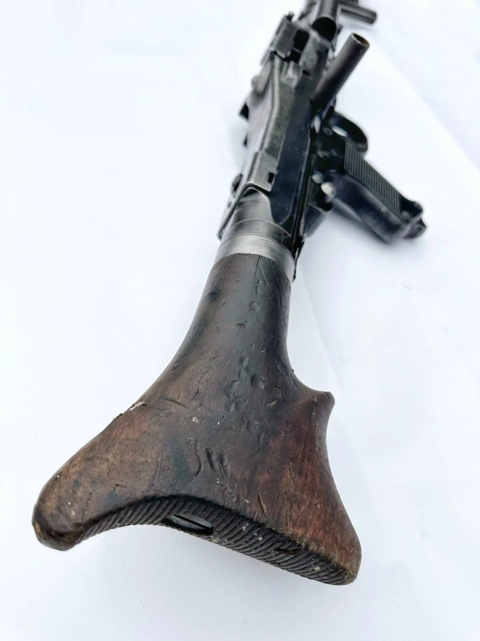 Puška samonabíjecí MG34