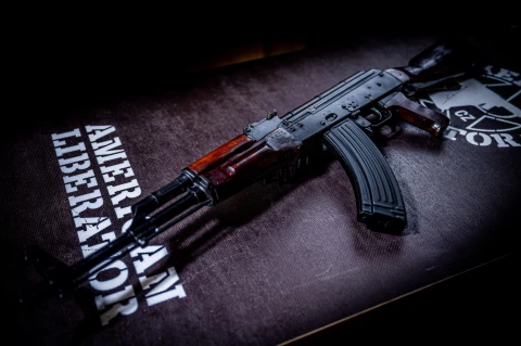 Samonabíjecí puška AKM (Tula - SSSR)