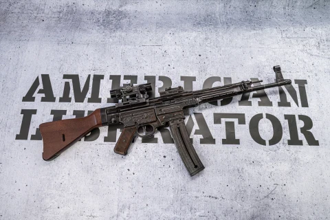 Samonabíjecí malorážka GSG StG44