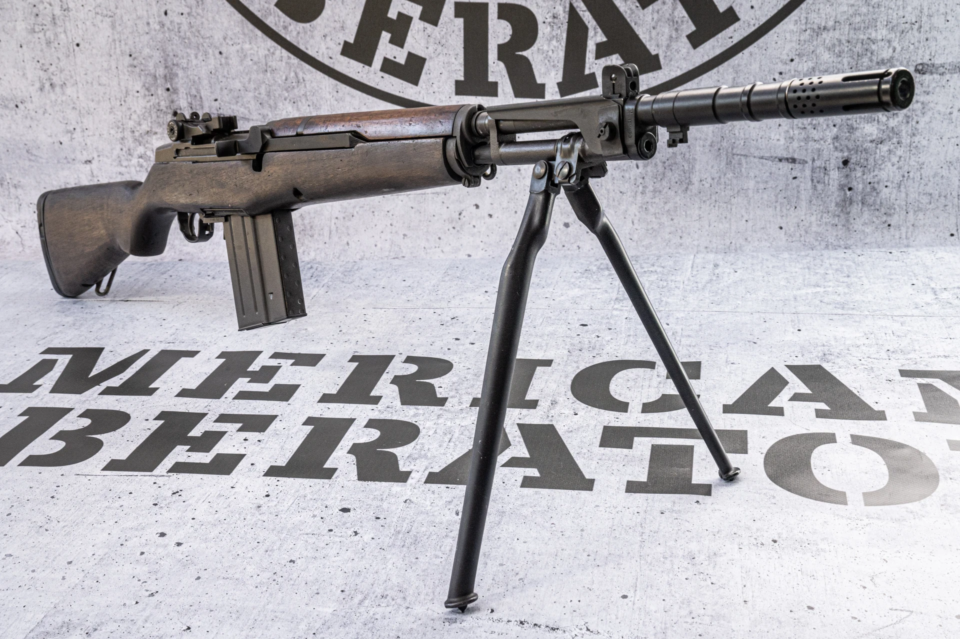 Samonabíjecí puška BERETTA BM59