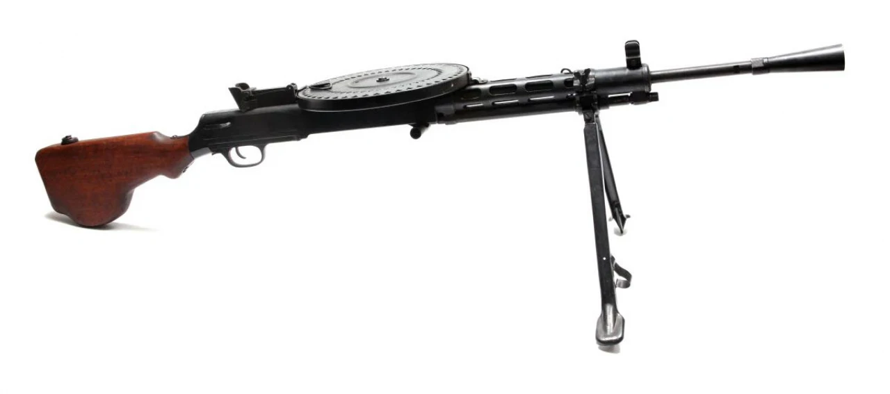 DP27 SEMI samonabíjecí puška